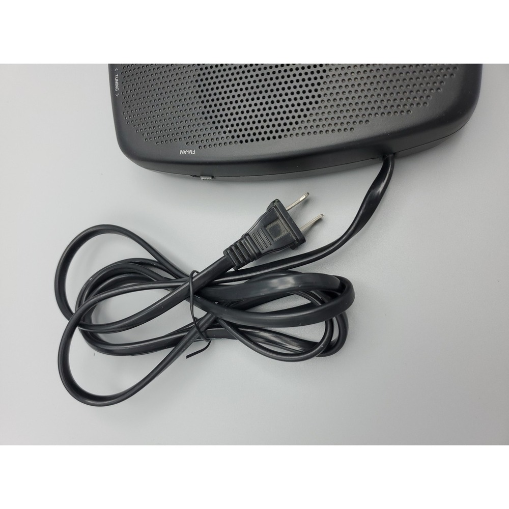 Vintage GE 7-4836B AM/FM Digital Alarm Clock Radio Snooze  Black Green LED Retro - Picture 12 of 16